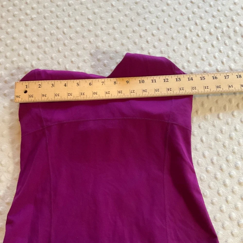 Alo Yoga Racerback Tank Top Womens Medium Magenta Purple Gray Shelf Bra